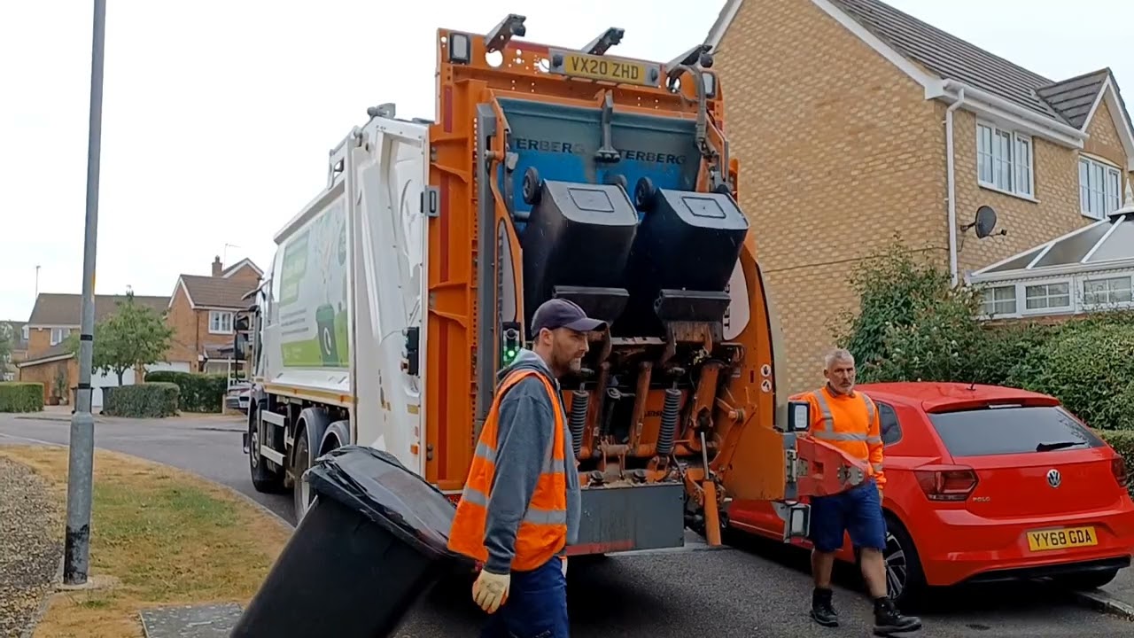 Dennis Elite 6 Olympus bin lorry on General Waste, ZHD