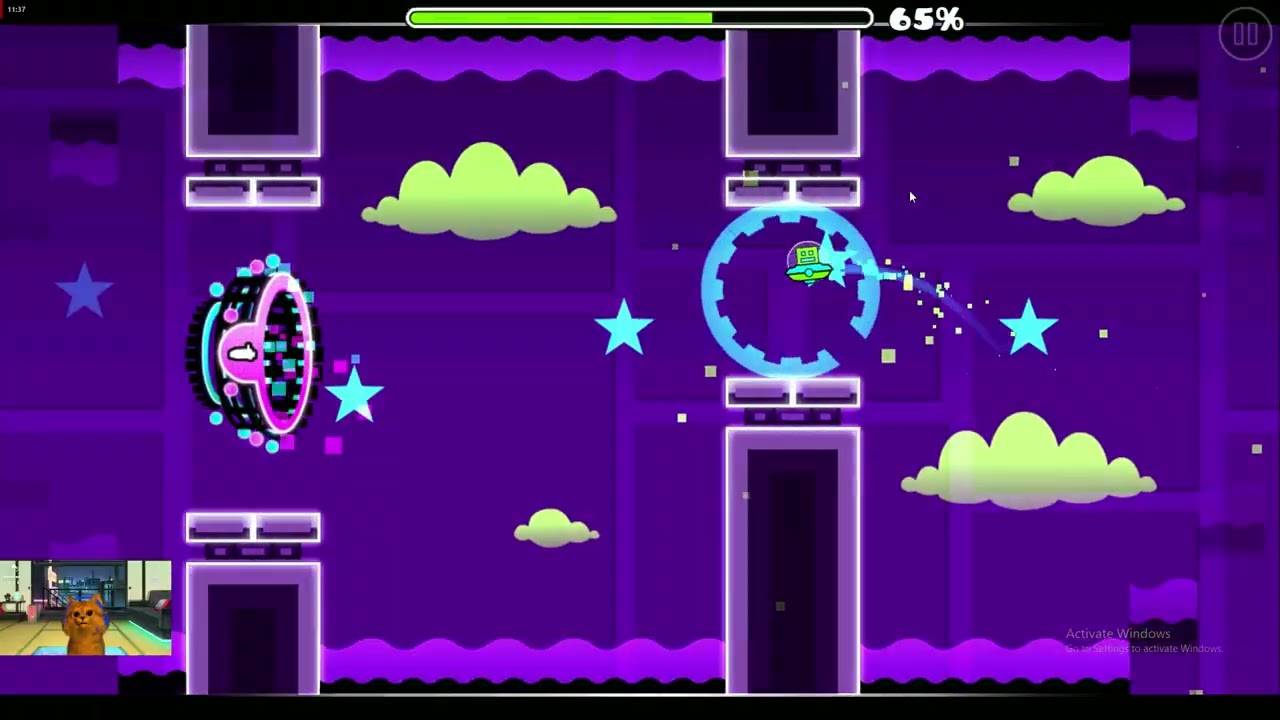 Trying to beat levels in geometry dash lite