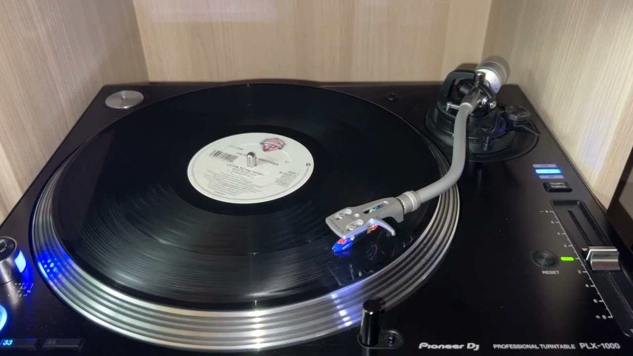 The Doobie Brothers - Listen To The Music (Motiv8 12" Mix) WEA 1994
