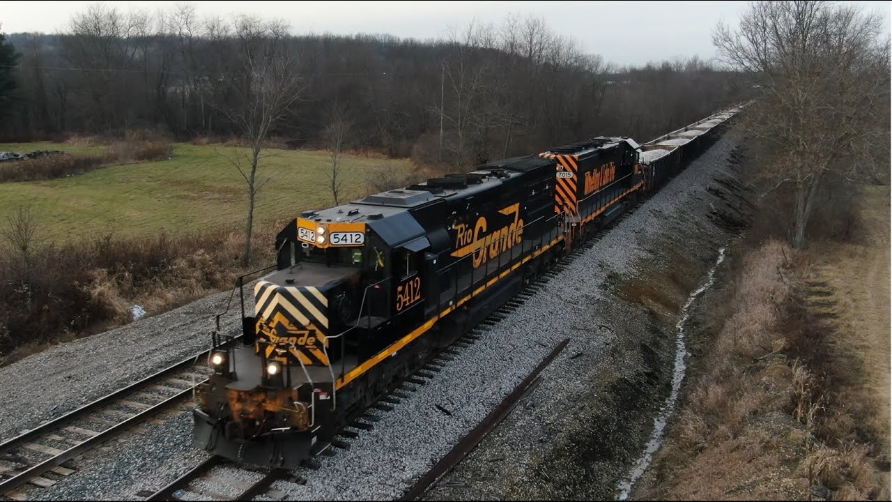 W&LE Brewster yard and Rio Grande Tunnelmotors 5412 5413