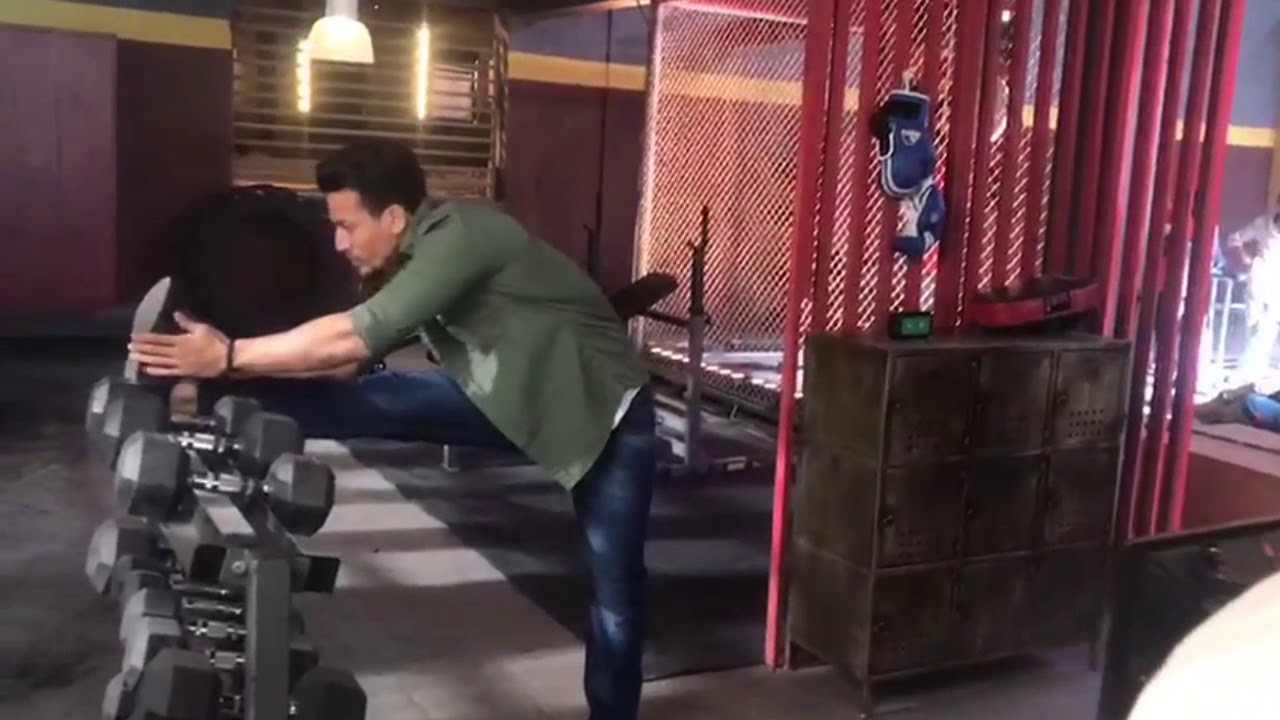 Tiger shroff vs nadeem akhtar parkour & freerunning  scenes