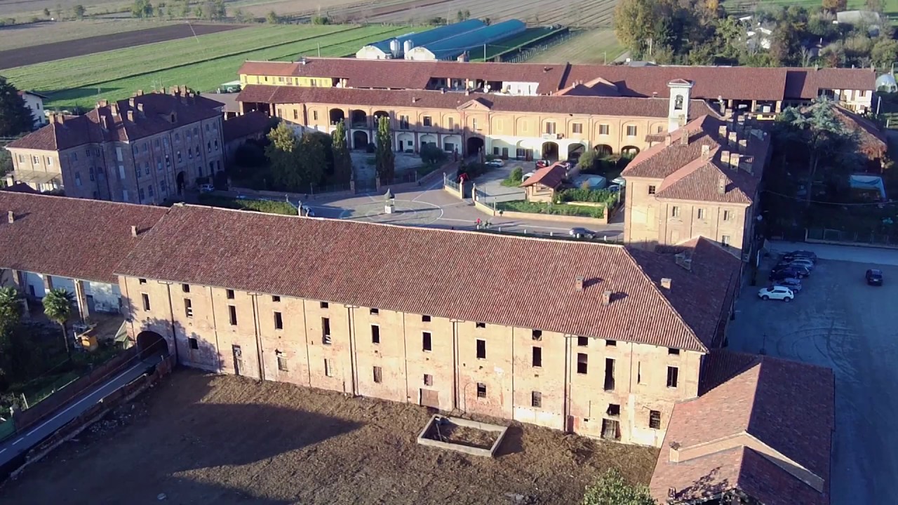 VI RACCONTO LA STORIA DELL'ANTICO ALLEVAMENTO DI CAVALLI DEI SAVOIA: LA MANDRIA DI CHIVASSO!