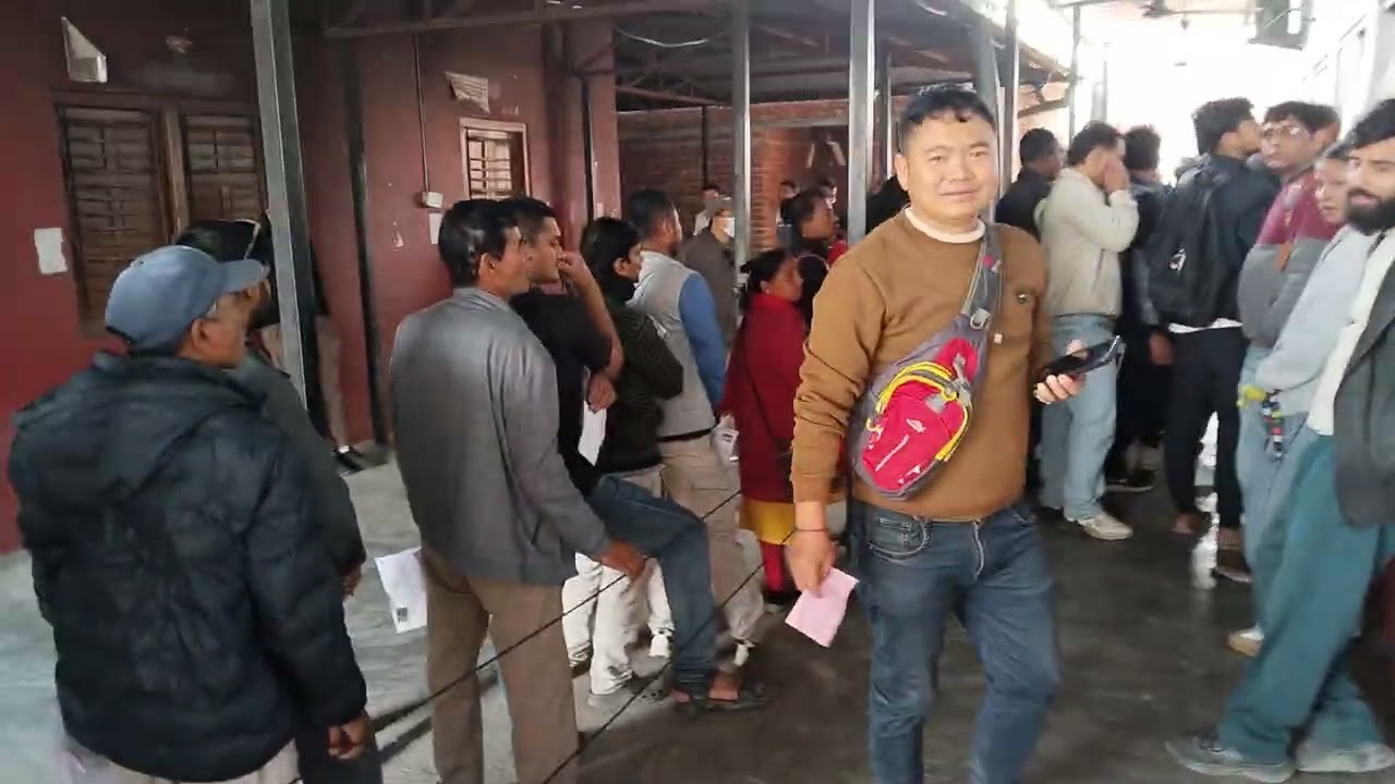 #Chitwan# Bharatpur vehicle 🚜🚑 Yetayat system sudhar gariyos🙏 it need to be change asp.🙏