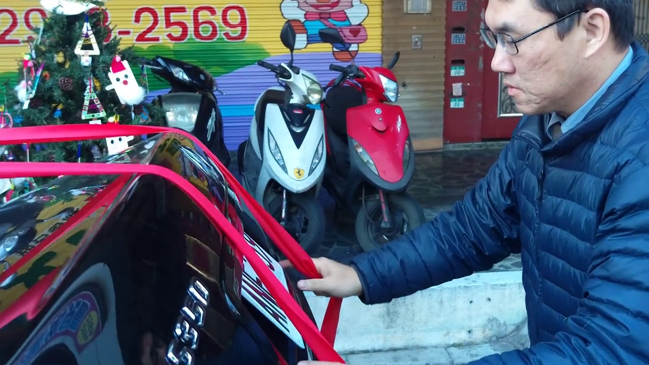 綁車頭彩教學-幸福新娘結婚禮車出租
