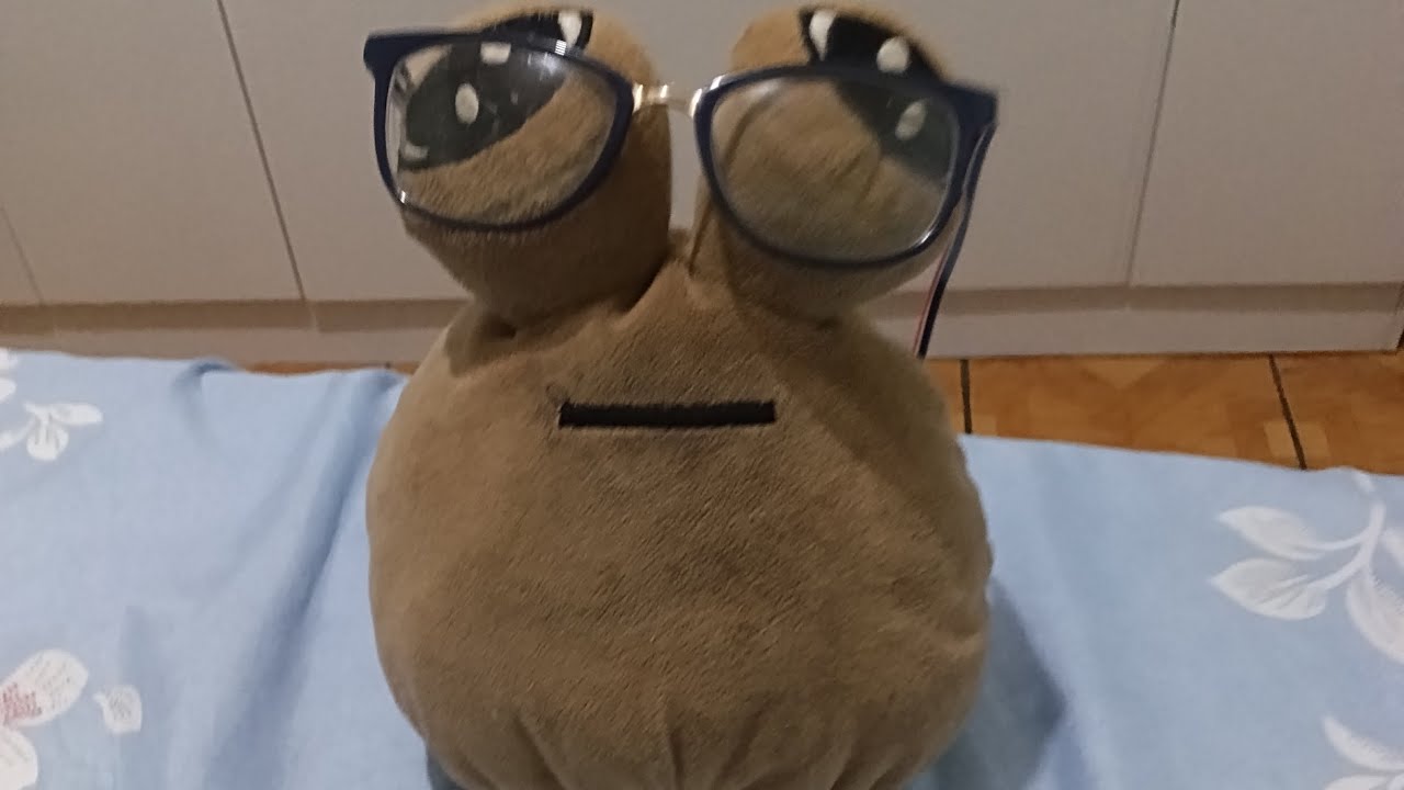 Abrir no vários ovos no jogo do pinguim do Roblox (peguei muita coisa legal?)