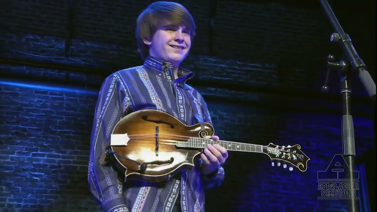 Blue Smoke | Wyatt Ellis & Crockett | Appalachia Sessions