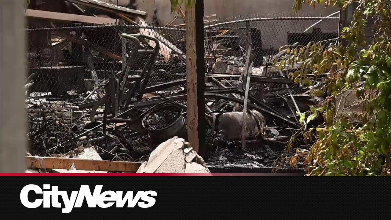 Explosion levels a Winnipeg home
