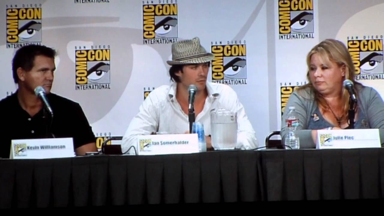 Comic-Con 2011: The Vampire Diaries Panel 5/5