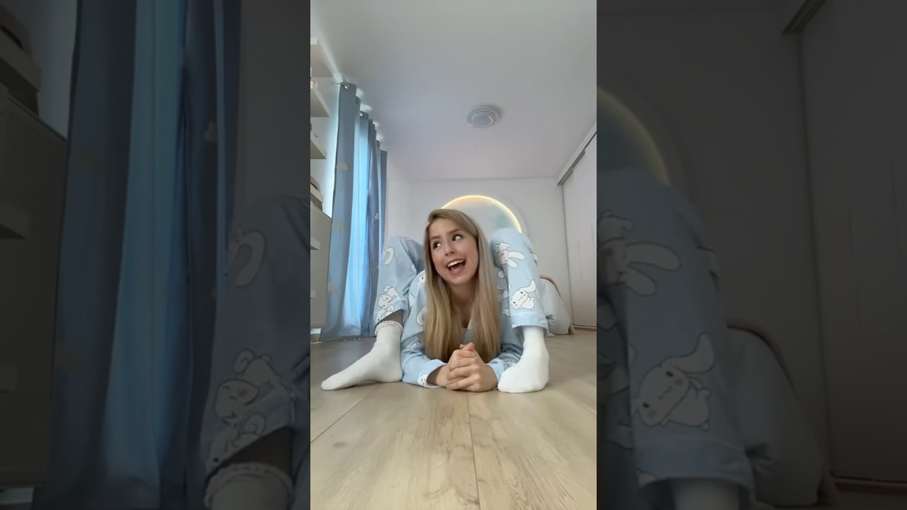La gymnastique, c&rsquo;est mon truc ? 😅🤣💕 #kiaraparis #kiaraparisfamily #humour #danse #gymnastique