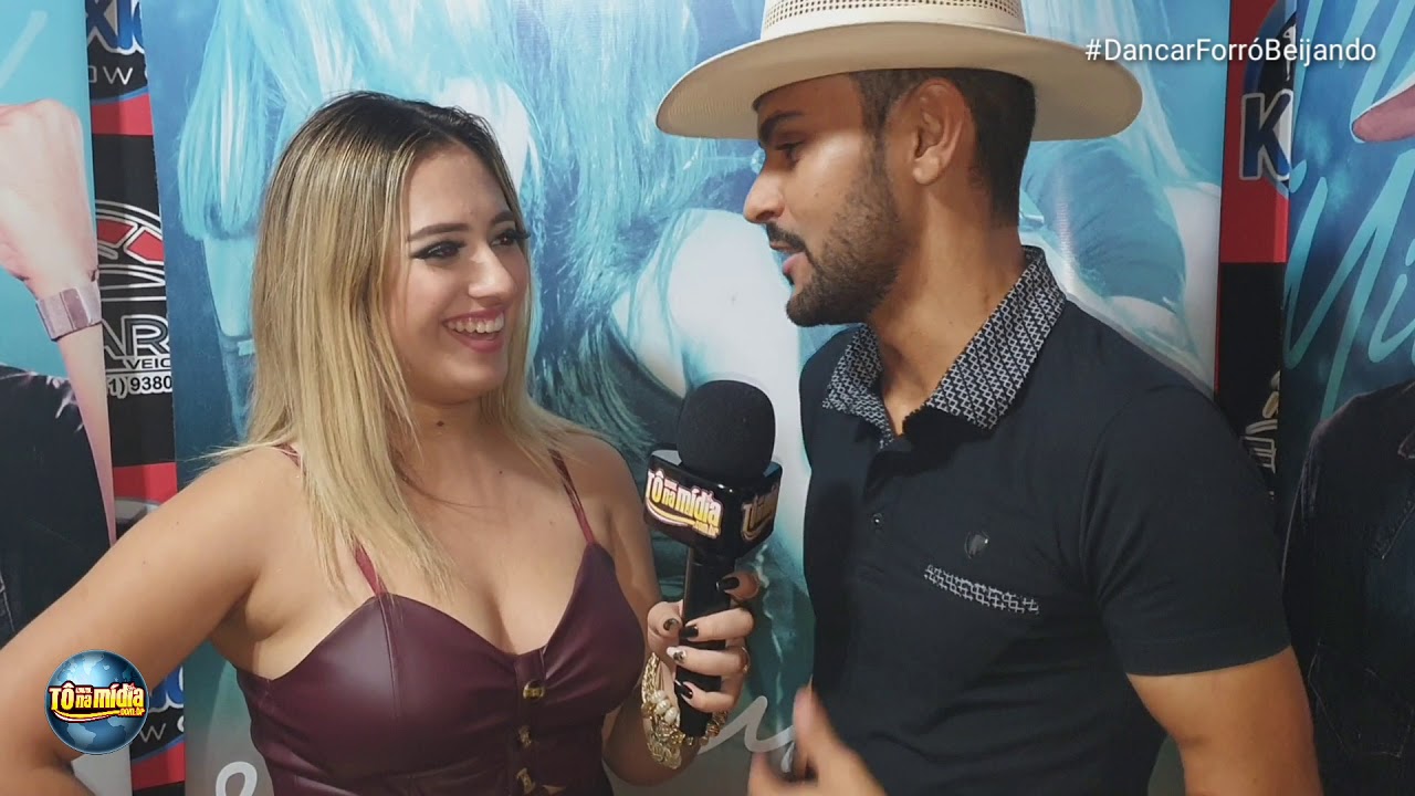Thulio Milionário - Dançar Forró Beijando até Três ao Mesmo Tempo - Por Rebeca Camargo | Tô Na Midia