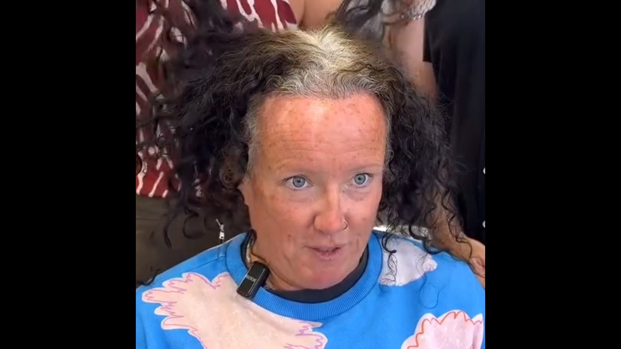She Didn't Expect This Haircut to Make Her Look So Young | Cute Hair Transformation