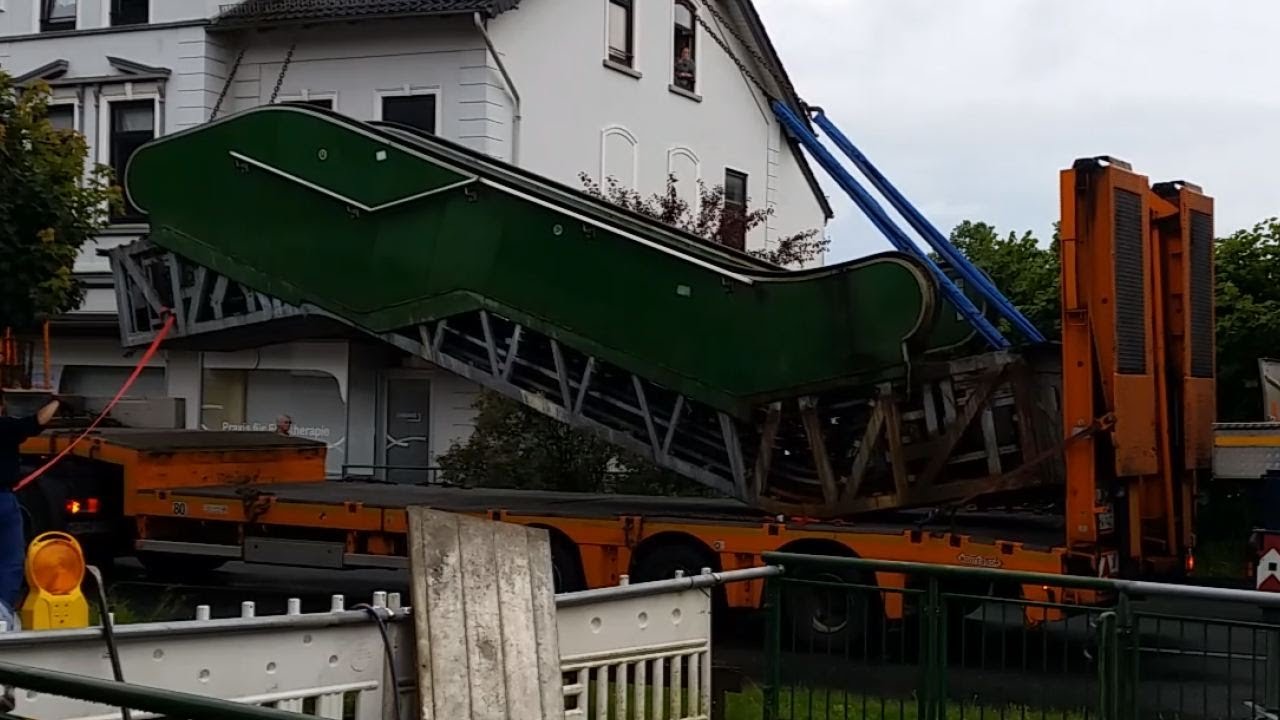 Osterholz-Scharmbeck: Tausche Rolltreppe gegen Blumen