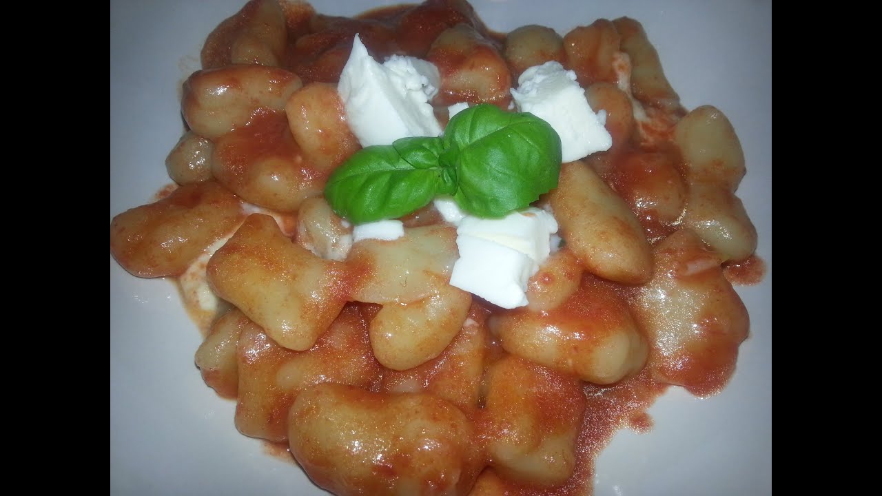 Gnocchi (senza patate) fatti in casa, alla sorrentina