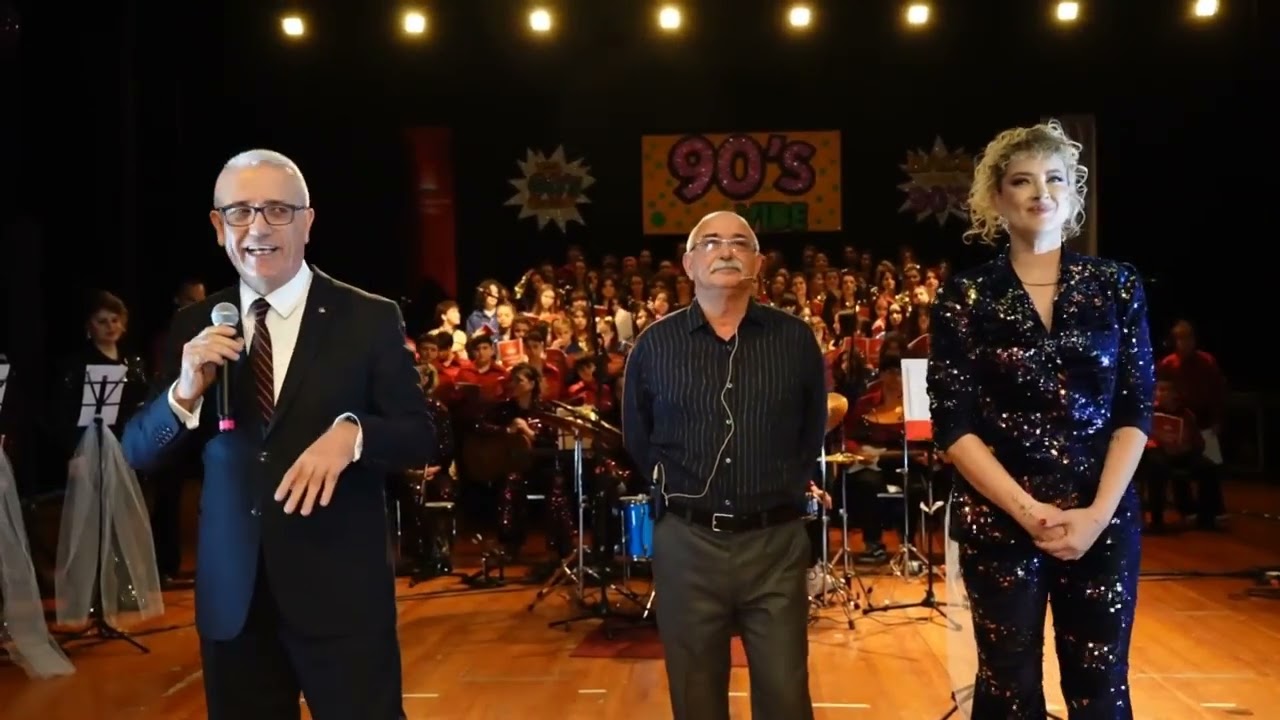 90'lar Müzikali  Sevmek Zamanı (Hareketli Kamera)