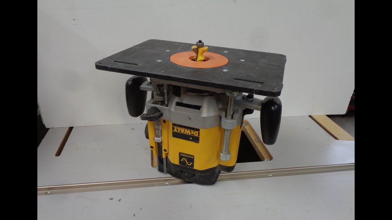 Mounting DeWalt DW 625 Router to Router Table Insert