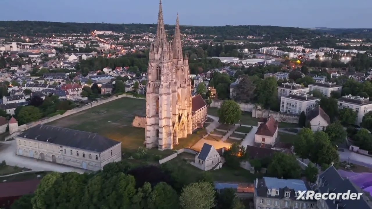 Soissons vu du ciel le 19 mai 2025 au couch&eacute; du soleil