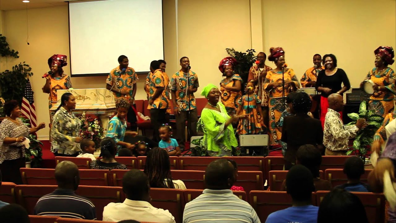 Yesu Ari Moyo Luhya Medley.mpg