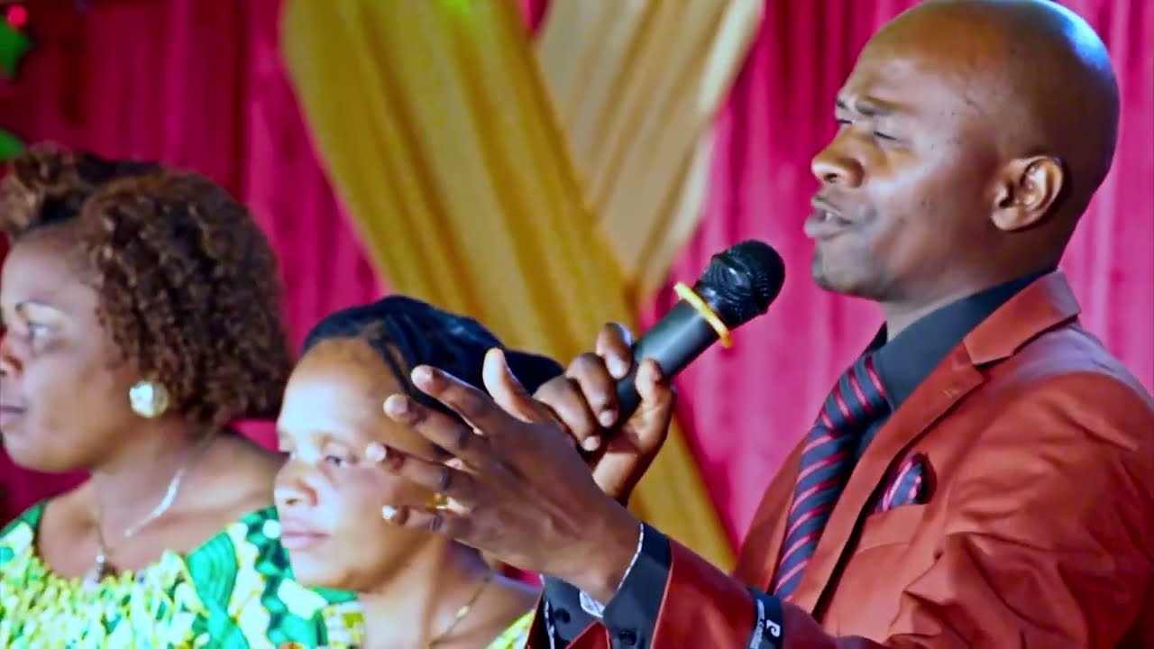Nilimwita Bwana - Mch  Abiudi Misholi & Piere Mwamba ( Official Music Video).