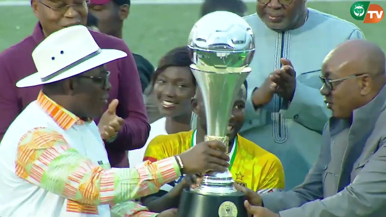 Coupe Nationale 2022/ 2023 :  L' ASEC Mimosas  remporte la Coupe.