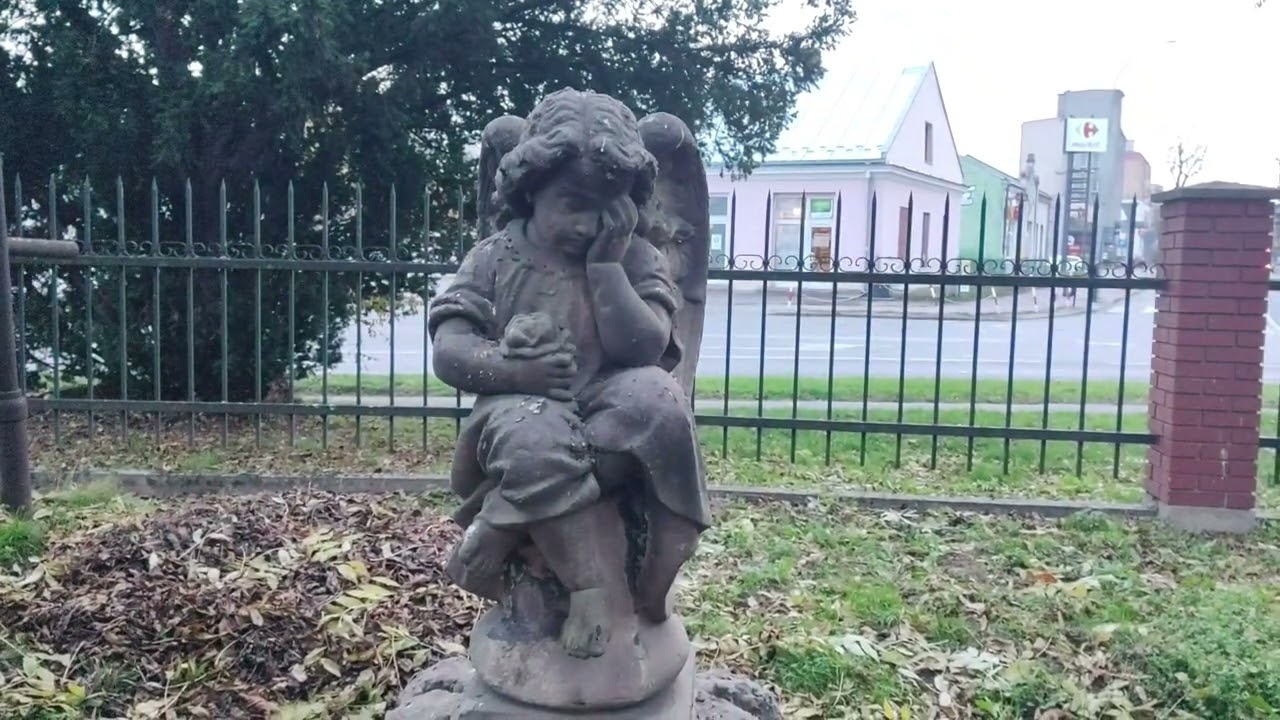Krosno - Stary cmentarz. Rok założenia 1786r.