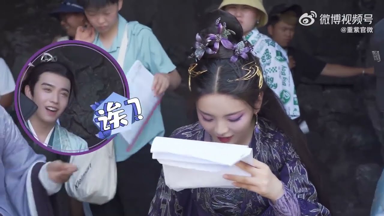 【南华后台直击】天魔大战现场竟然变成六界大舞台，有梦你就来 本届大赛参赛组有反串表演组、浮夸搞笑组，才艺表演组，“紫”家人快来为你心仪的组合投票，看看谁能脱颖而出呢！ #重紫天魔大战幕后