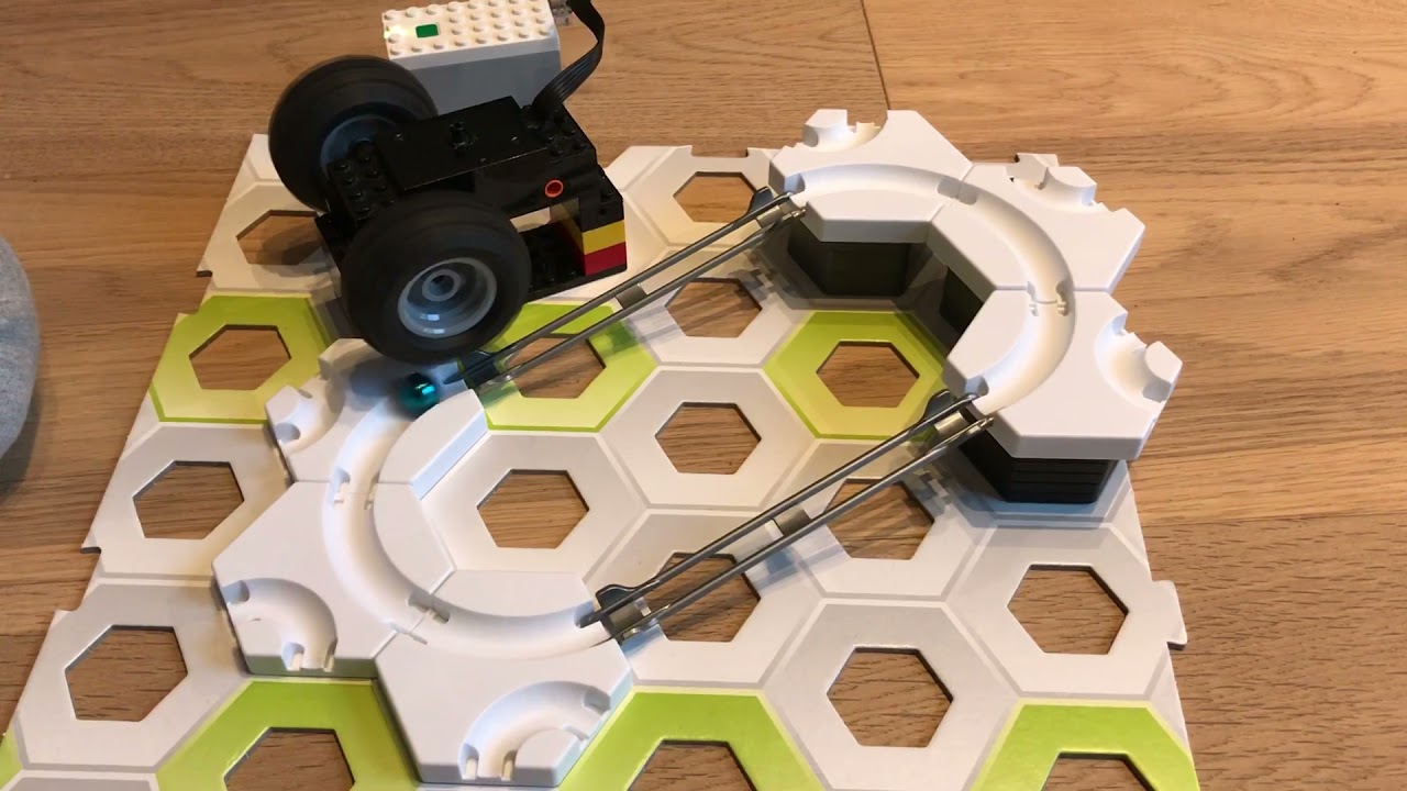 Gravitrax Lift mit Lego Zugmotor