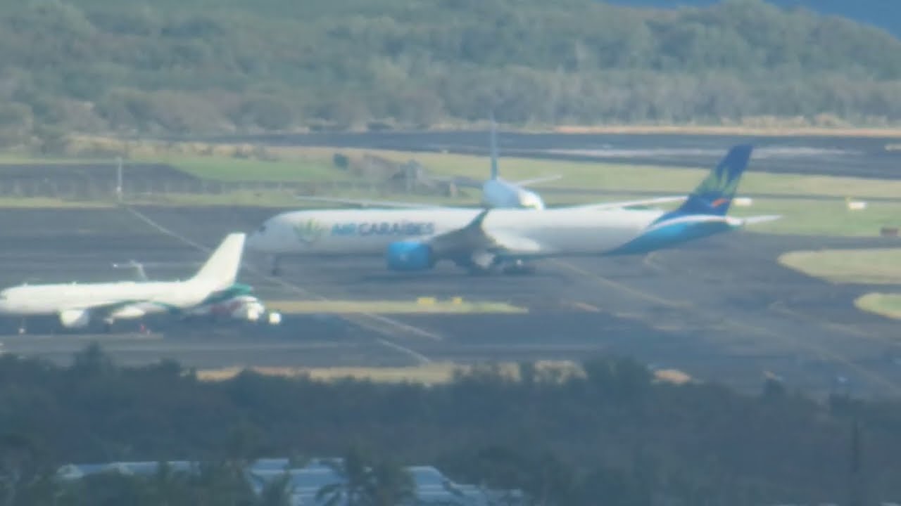 Airbus A350-1000 Air Caraïbes ,Orly - la Réunion