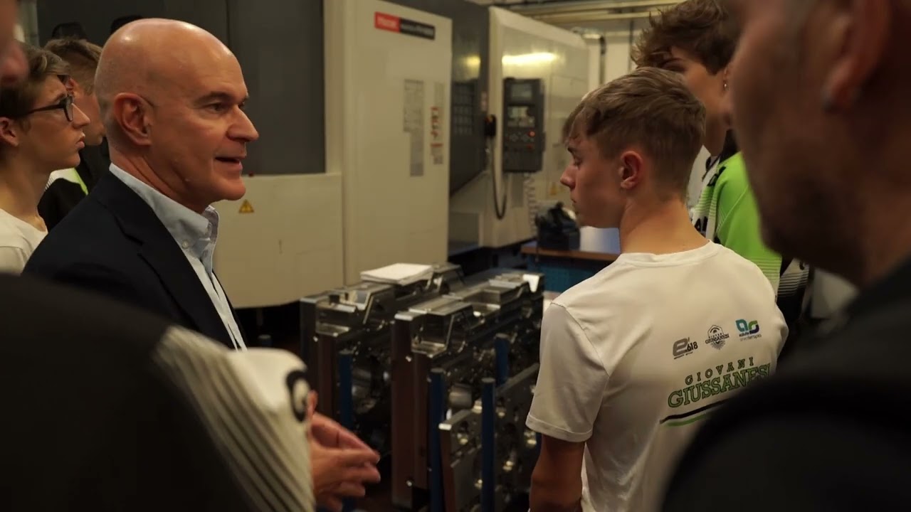 MACHINING MEETS CYCLING BY CERATIZIT :Corrada s p a