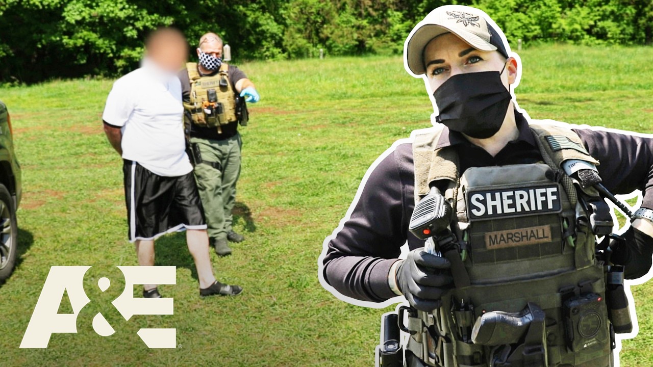 What Officers Find Under a Spare Tire During Traffic Stop | Southern Law | A&E