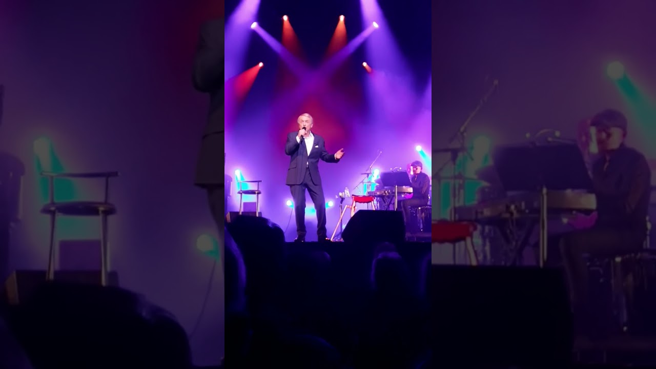 Medley du Concert de Salvatore ADAMO au radiant à Lyon le 23 Mars 2023