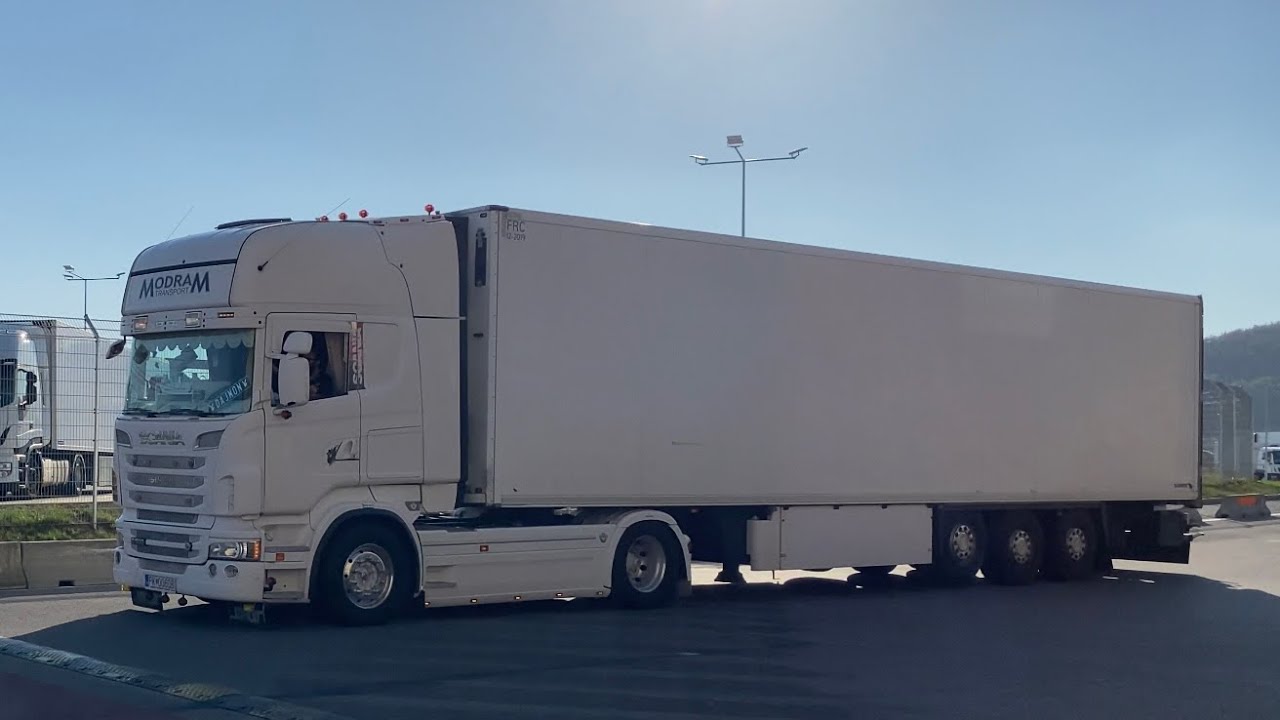 Scania R500 V8 open pipe sound
