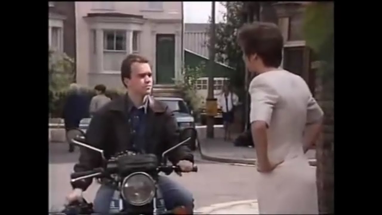 EastEnders - Mark Fowler's Return (20th September 1990)