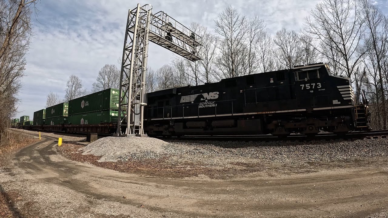 Norfolk Southern 29A with A solo leader heads thru Helenwood Tennessee 