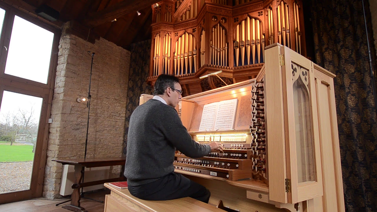 La Rejouissance and Minuet by GF Handel played on Regent Classic Digital Church Organ