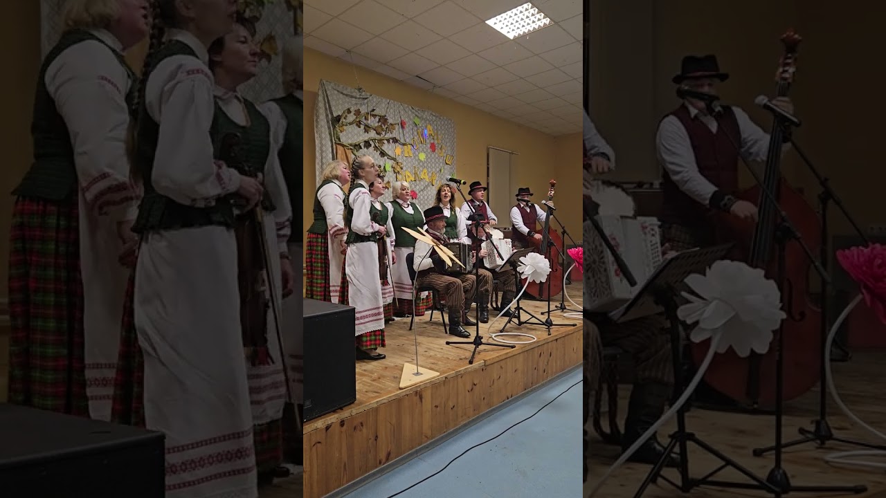 Lithuanian Folk song at Musninkai Fav 3