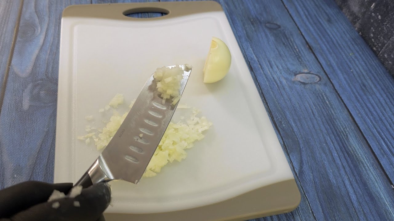 Brunoise: The Tiny Cube That Transforms Your Cooking 🔪🧅 (#howto #howtocook)