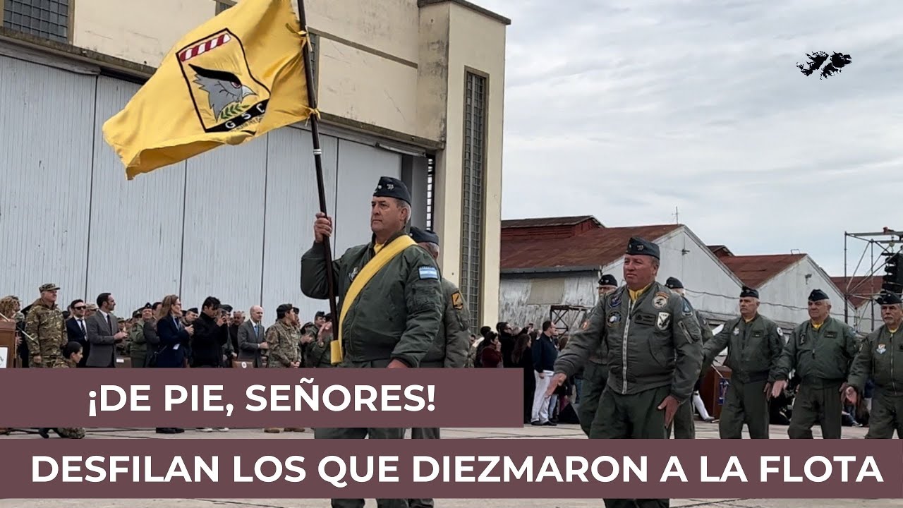 ¡De pie, señores! Desfilan los que diezmaron a la flota