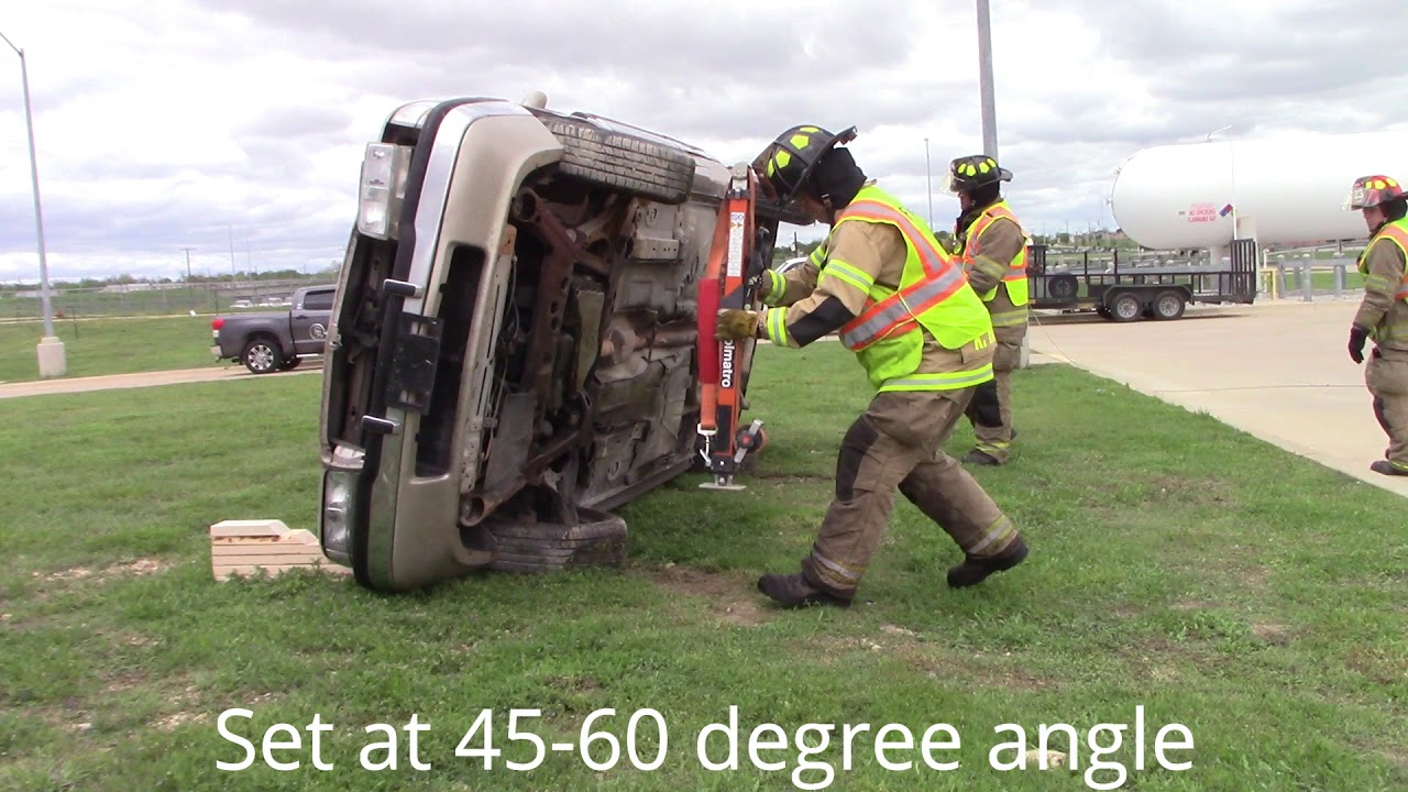 Vehicle extrication #2:  walk up, stabilize, glass