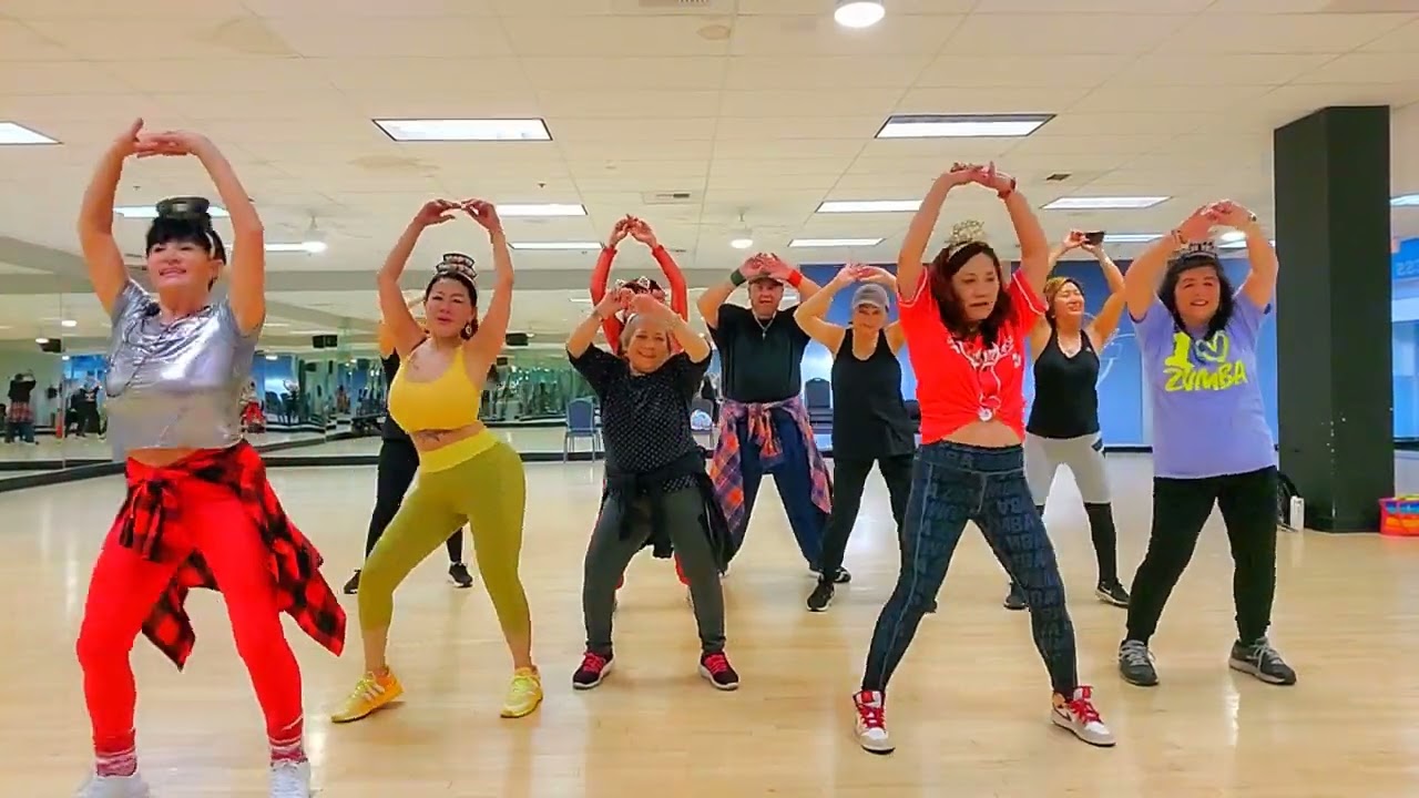 La Duena del Swing | ZUMBA | Merengue | Los Hermanos Rosario | DanceWithVvKk