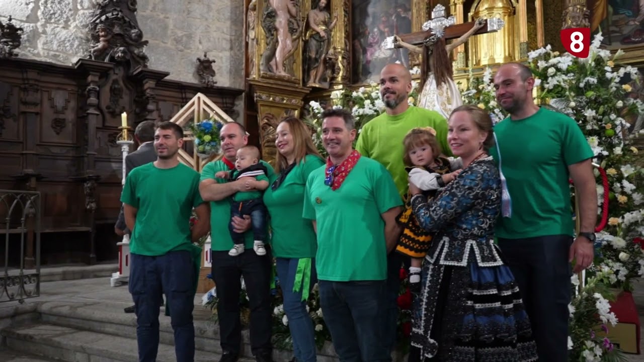 Repique campanas, procesión y quintos del 25 y 50 años en El Espinar