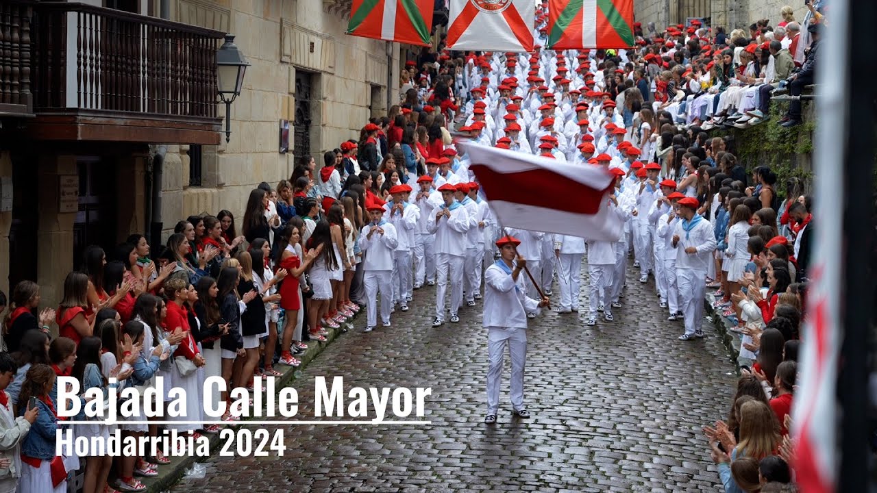 Bajada Calle Mayor y descargas en el Alarde Hondarribia 2024 | Txingudi Online