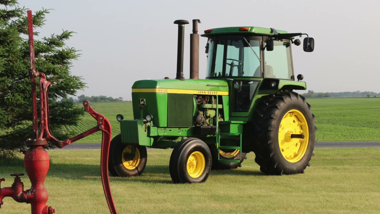 2024 AHW Calendar - March - Brianna & Clyde Schubbe - 1975 John Deere 4430