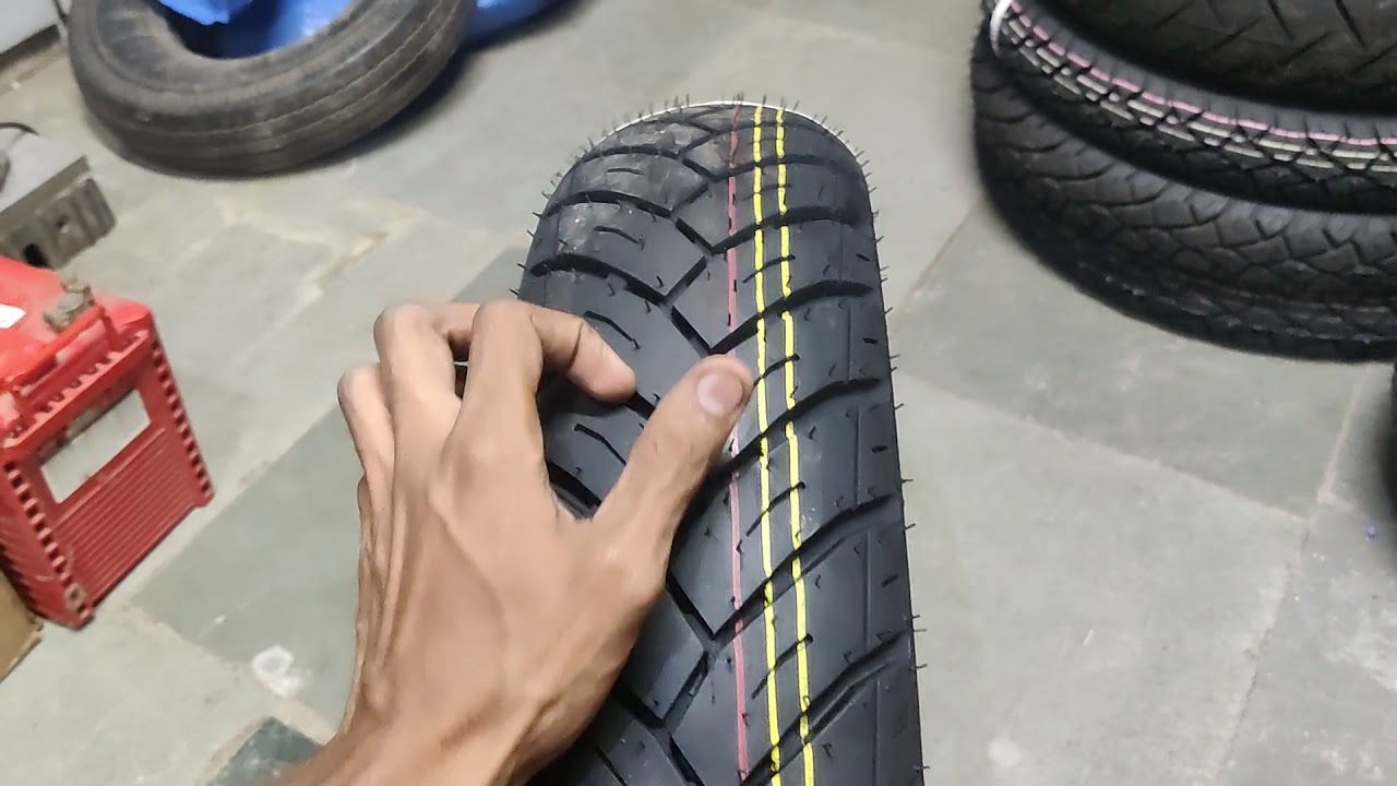 The all New Bajaj Avenger Tubeless Tyre by Ceat 130/90+15 ZOOM X3