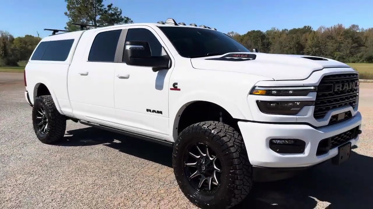 RAM 3500 4X4 MEGA CAB LIMITED 2025 года выпуска выставлен на продажу