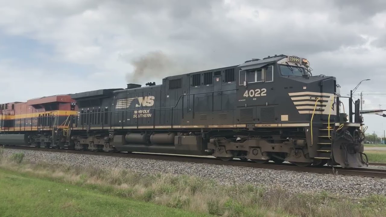 Railfanning Music Video: Foreign Power Dominion