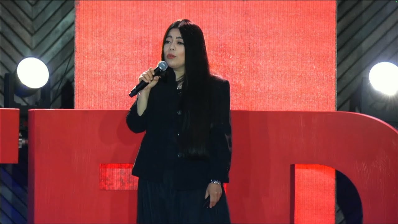 Nada grande sucede sin incomodarte | Isett Rodriguez Guzmán | TEDxTecdeMty