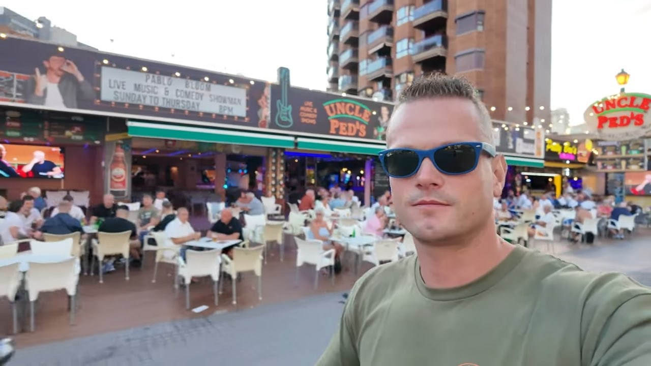 ZO ZIEN DE UITGAANSGELEGENHEDEN IN BENIDORM ERUIT OVERDAG #589