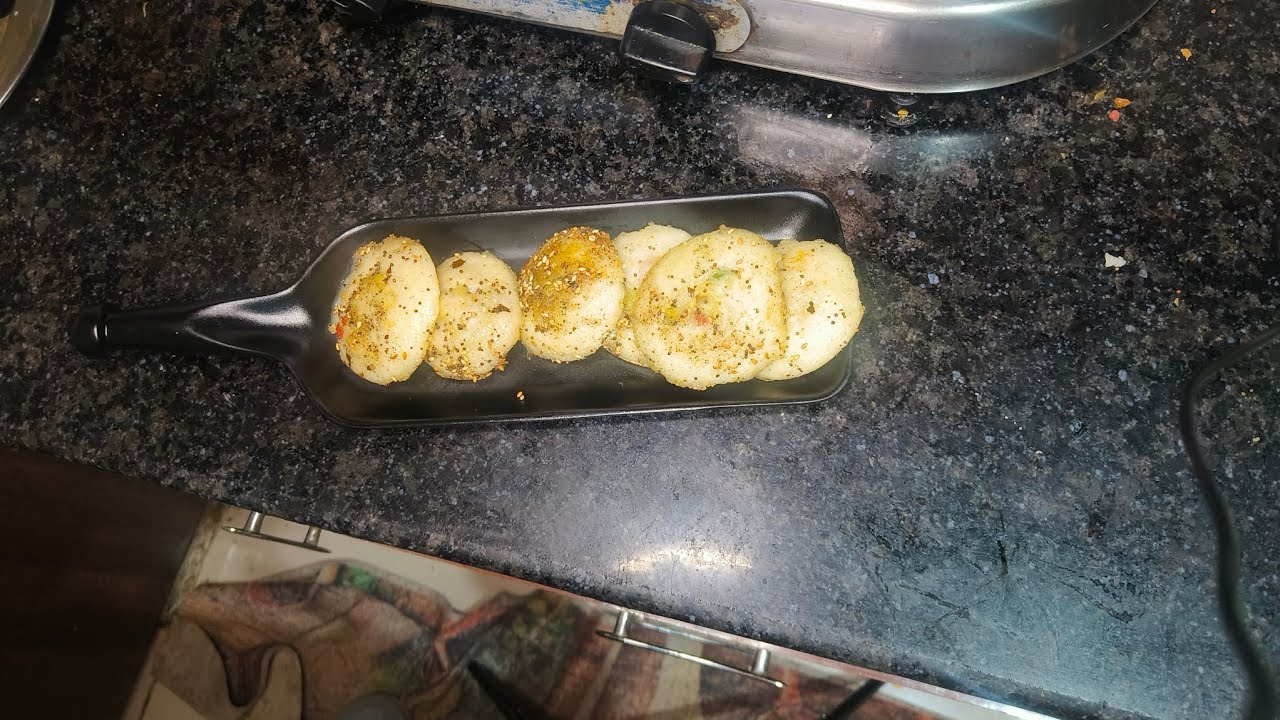 stuffed idli