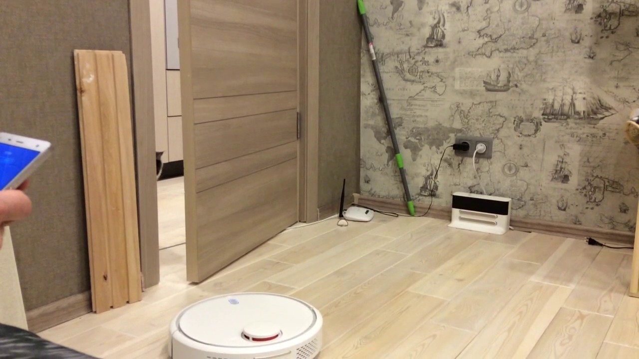 Xiaomi vacuum bot & Jorick (1)