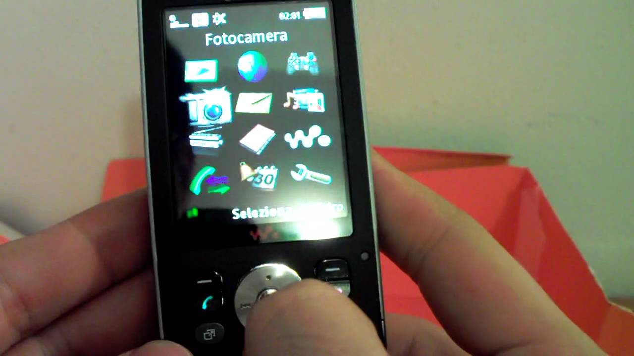 Sony-Ericsson W910i Walkman - High definition unboxing